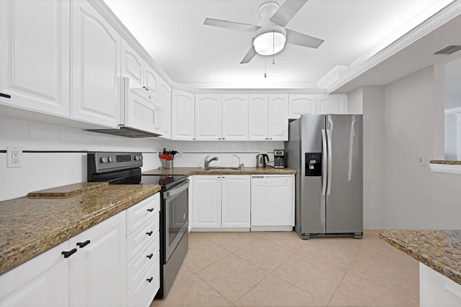 2301 S Ocean Drive 1707 photo 21