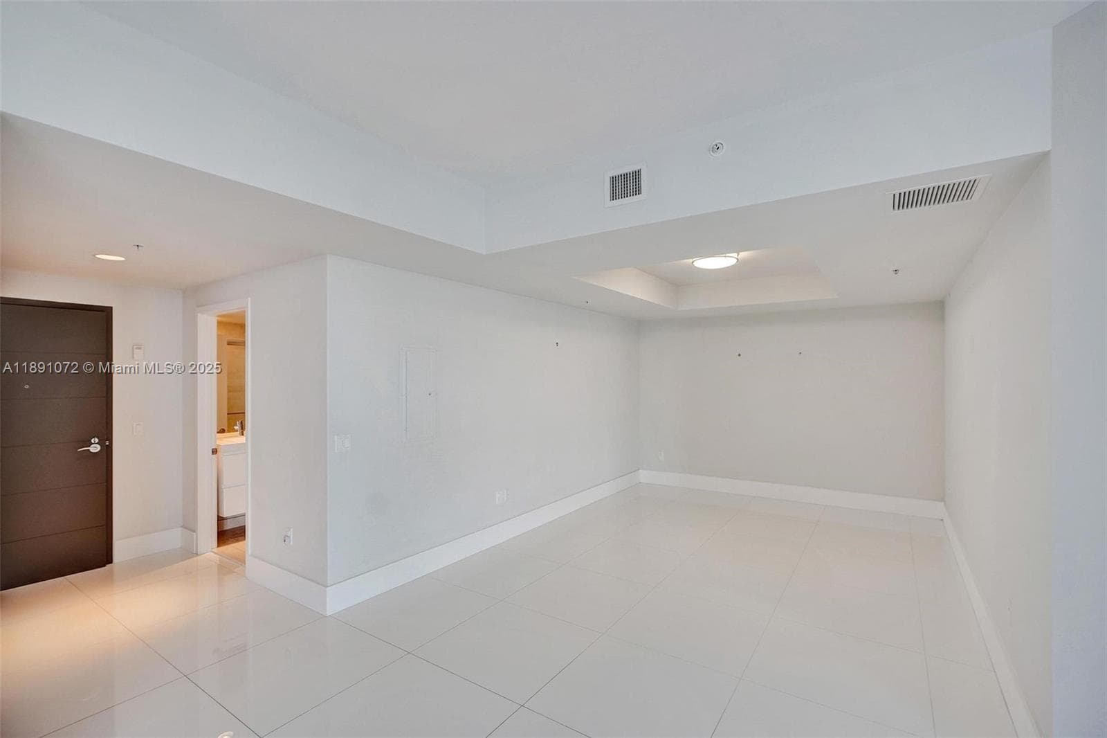 17301 Biscayne Blvd 708 photo 10