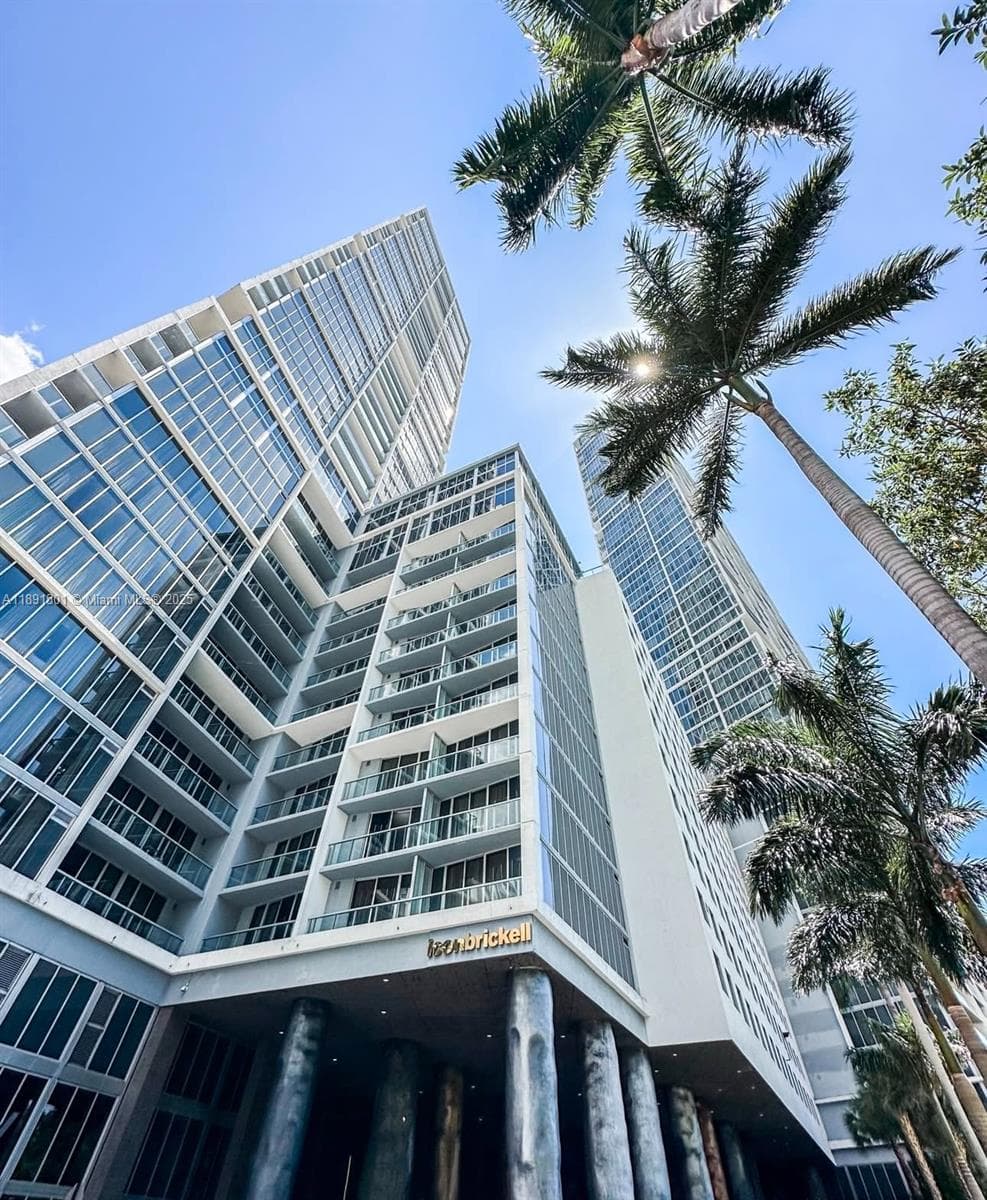 495 Brickell Ave 3706 photo 6