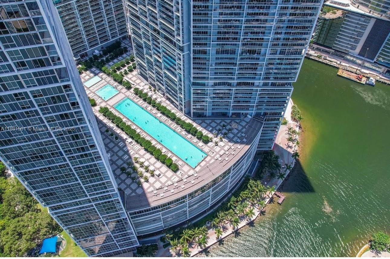 495 Brickell Ave 3706 photo 13