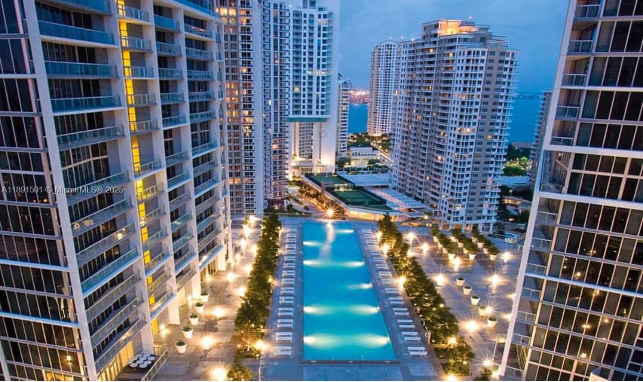 495 Brickell Ave 3706 photo 1