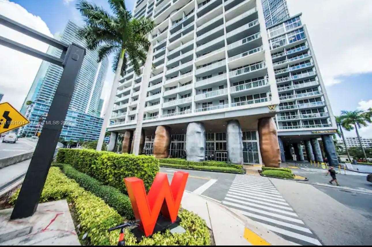 495 Brickell Ave 3706 photo 5