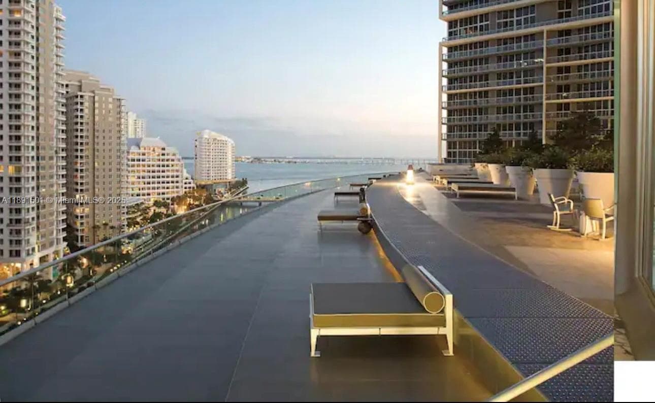495 Brickell Ave 3706 photo 18