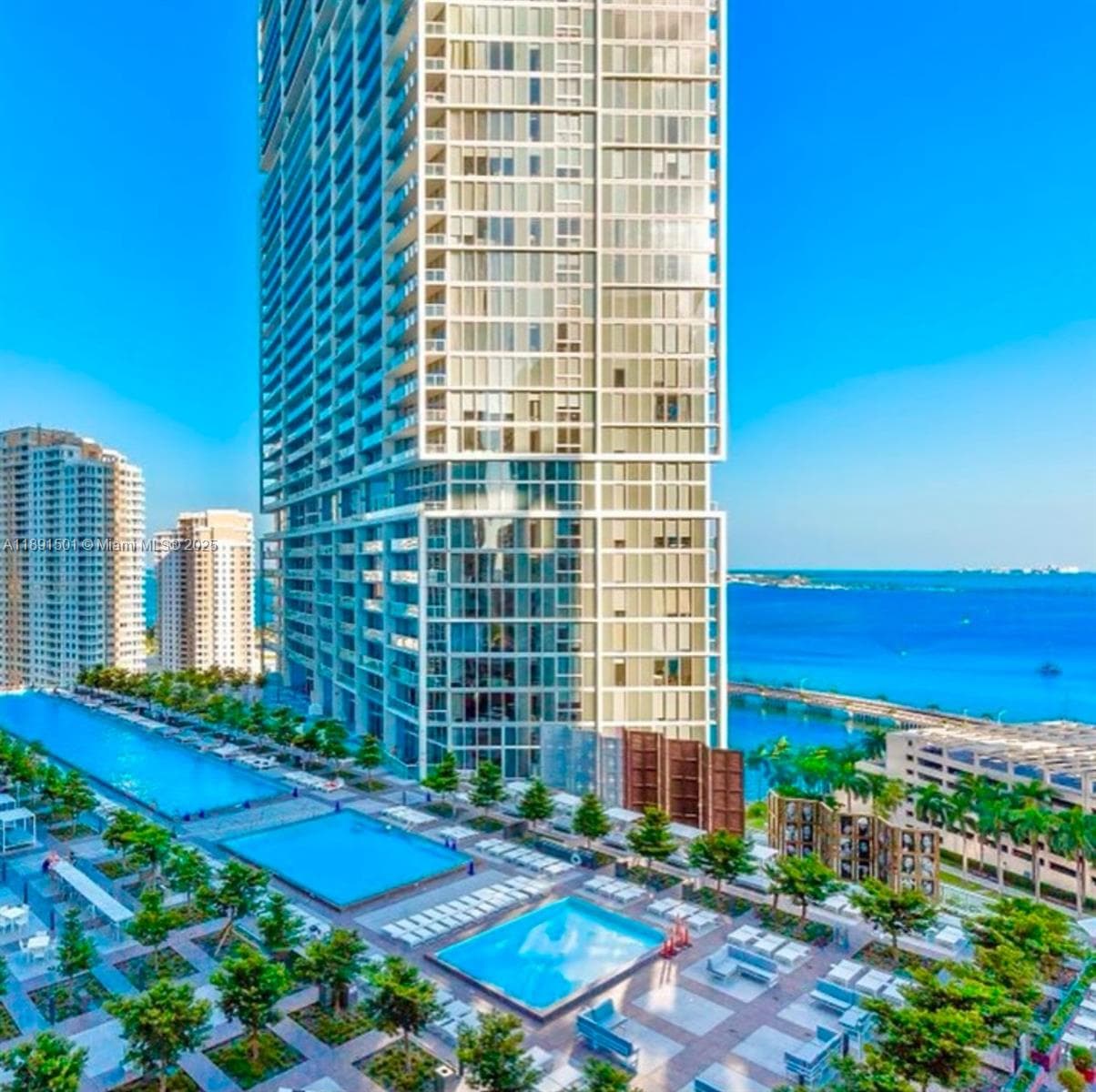 495 Brickell Ave 3706 photo 4