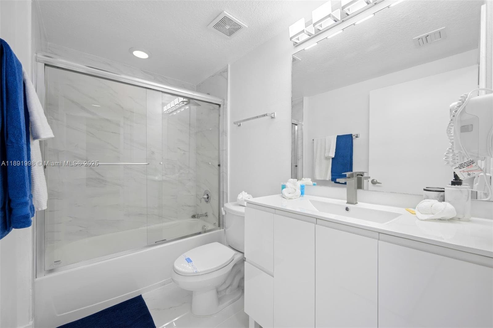 18100 N Bay Rd 708 photo 21
