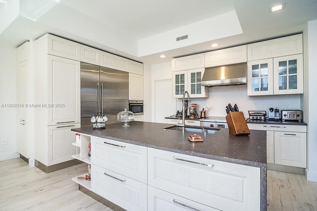 3500 Island Blvd DPH01 photo 19