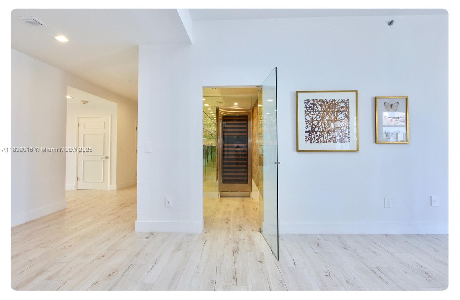 3500 Island Blvd DPH01 photo 8