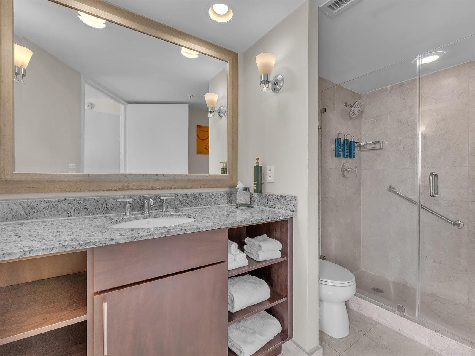 2670 E Sunrise Boulevard 922 photo 19