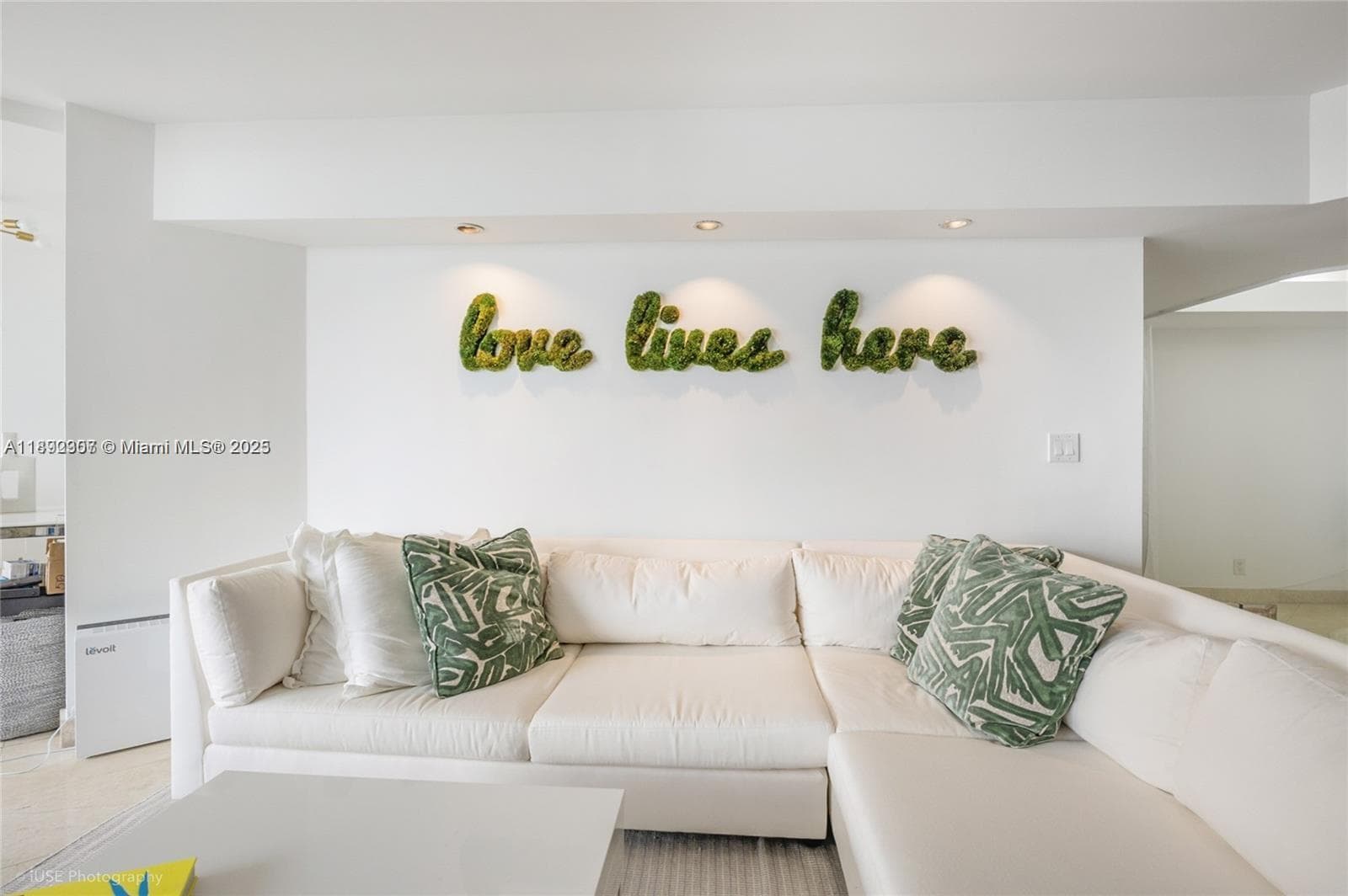 16425 Collins Ave 512 photo 7