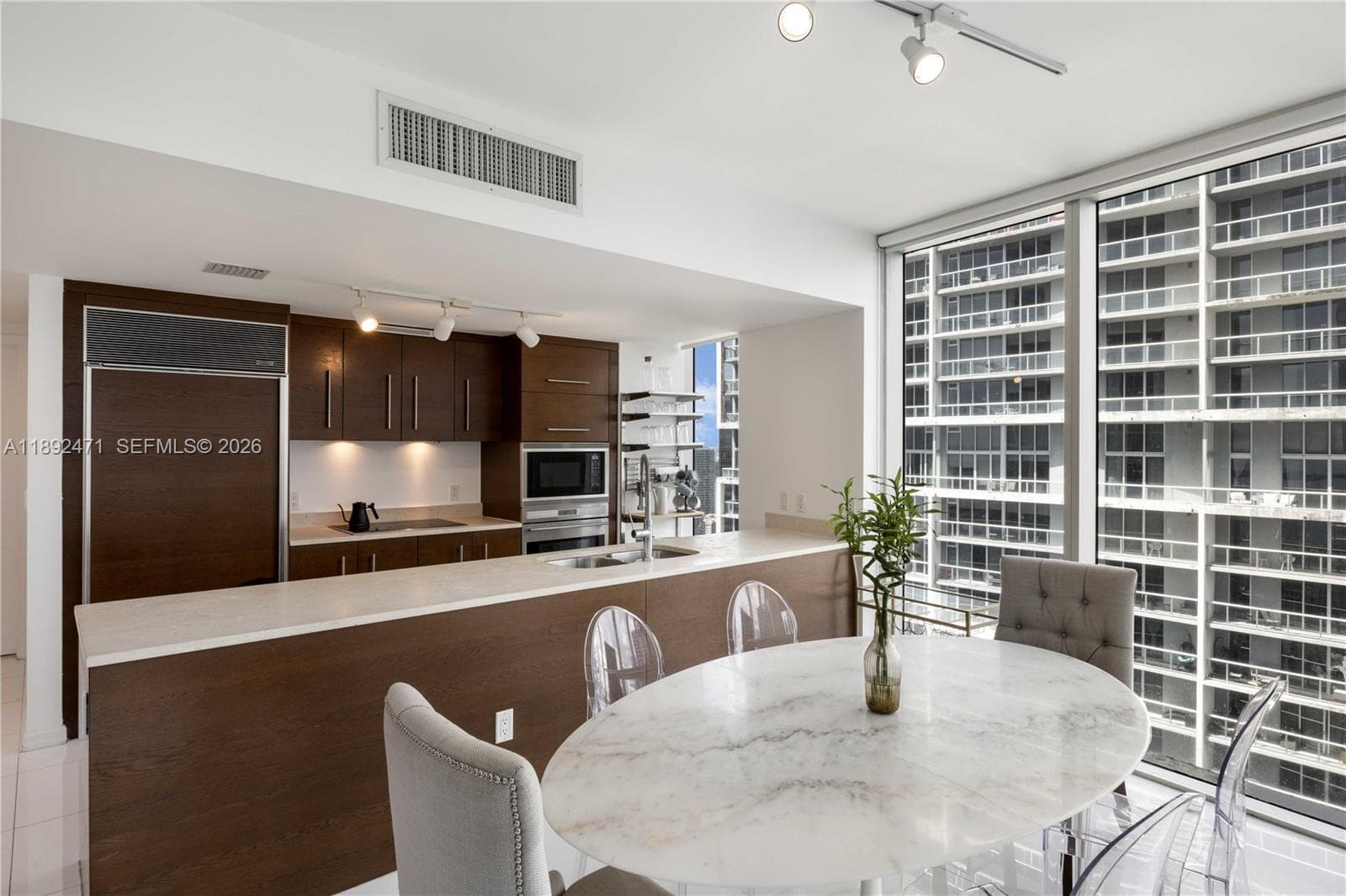 475 Brickell Ave 4015 photo 6