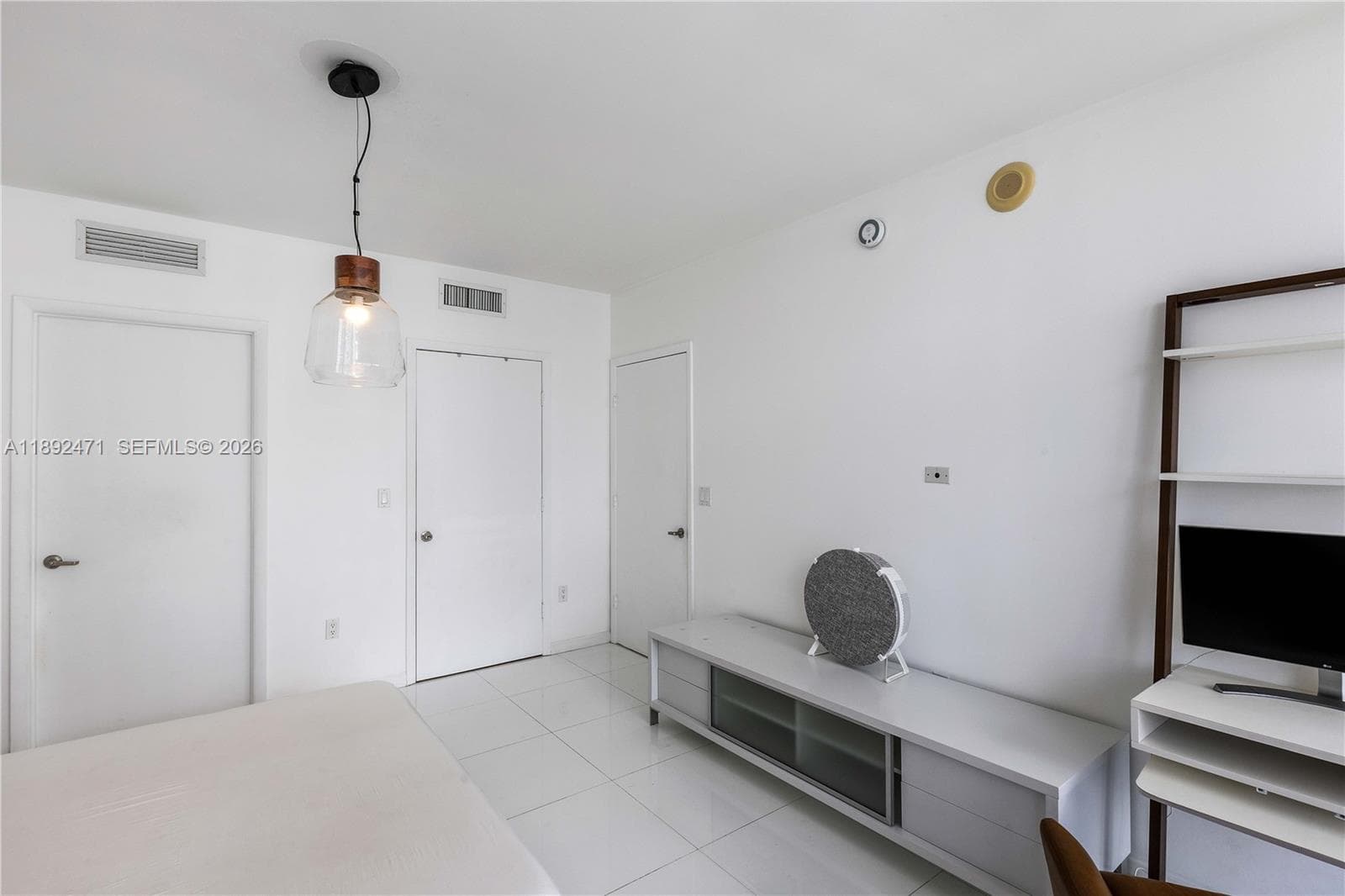 475 Brickell Ave 4015 photo 13