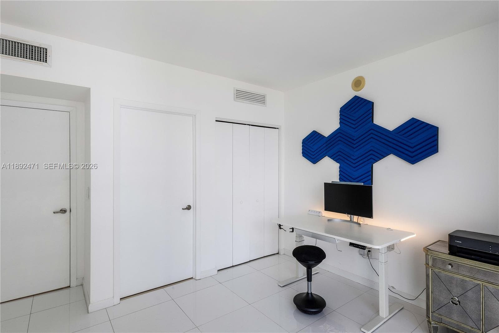 475 Brickell Ave 4015 photo 19