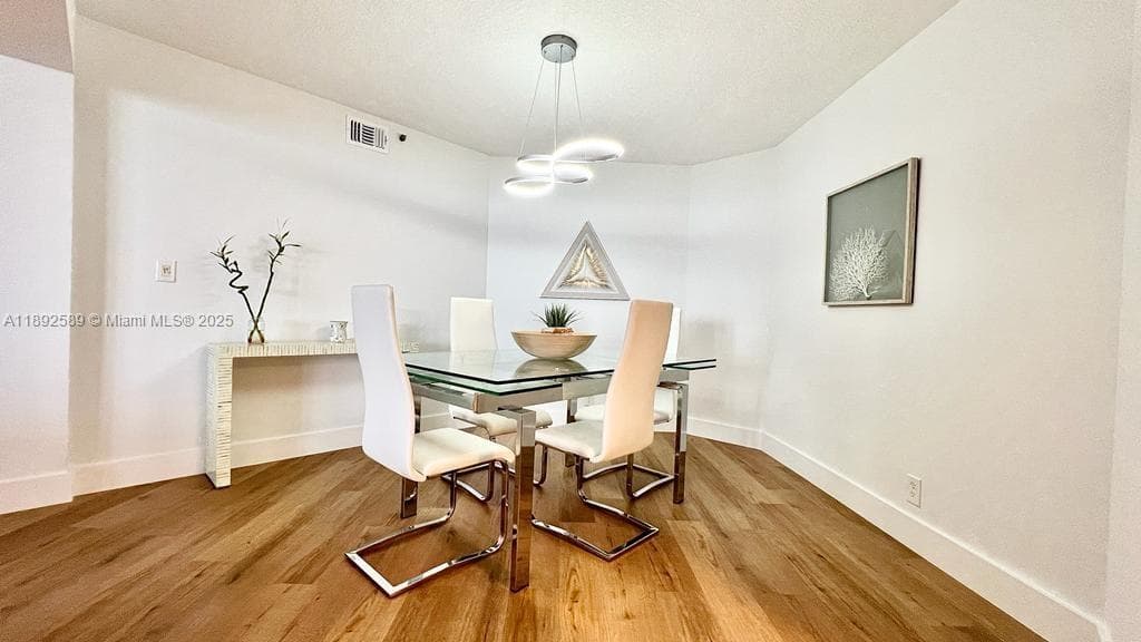 5200 Ocean Dr 1603 photo 7