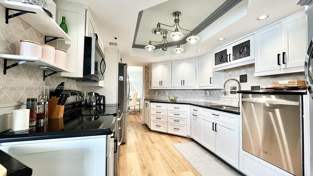 5200 Ocean Dr 1603 photo 10