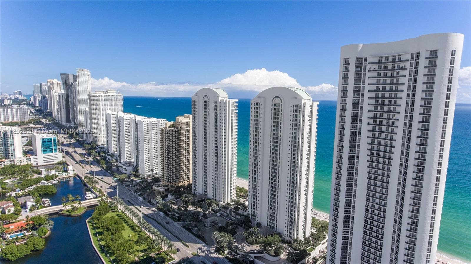 16001 Collins Ave 3705 photo 4