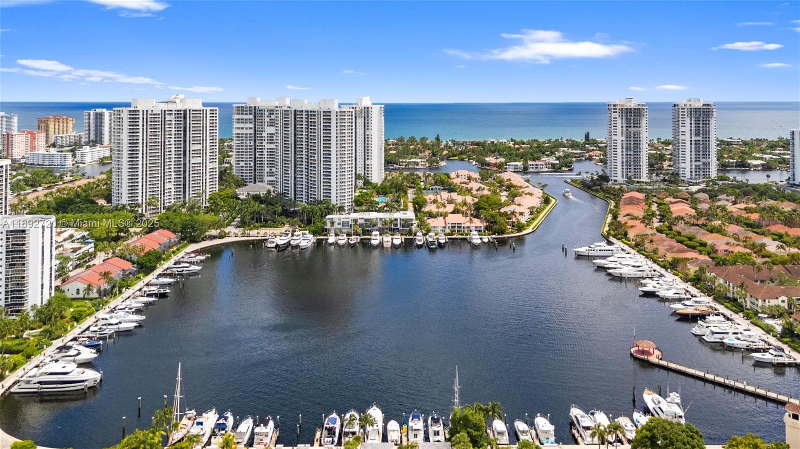 3598 Yacht Club Dr 1004 photo 1