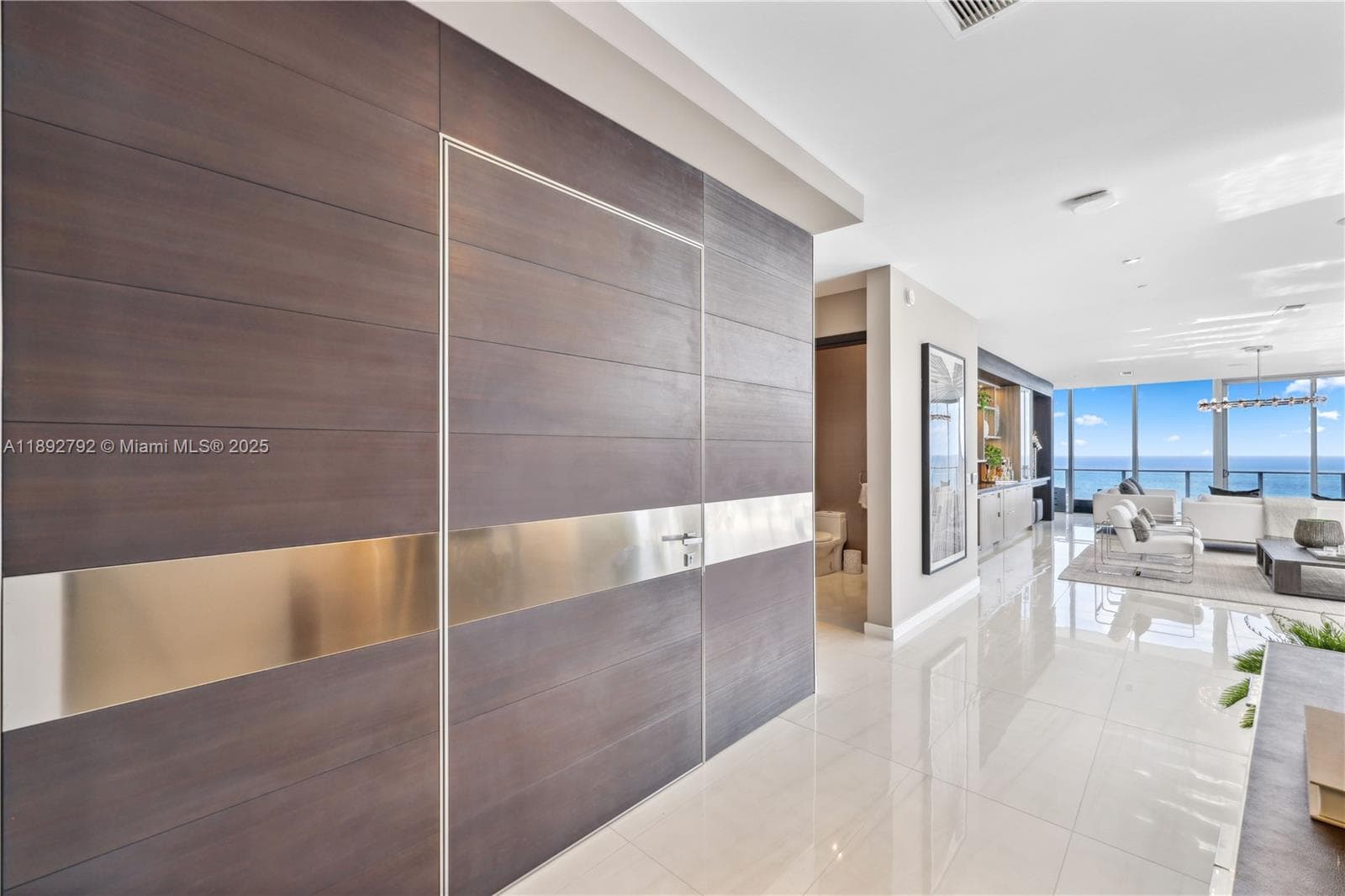 2200 N Ocean Blvd S2301 photo 4