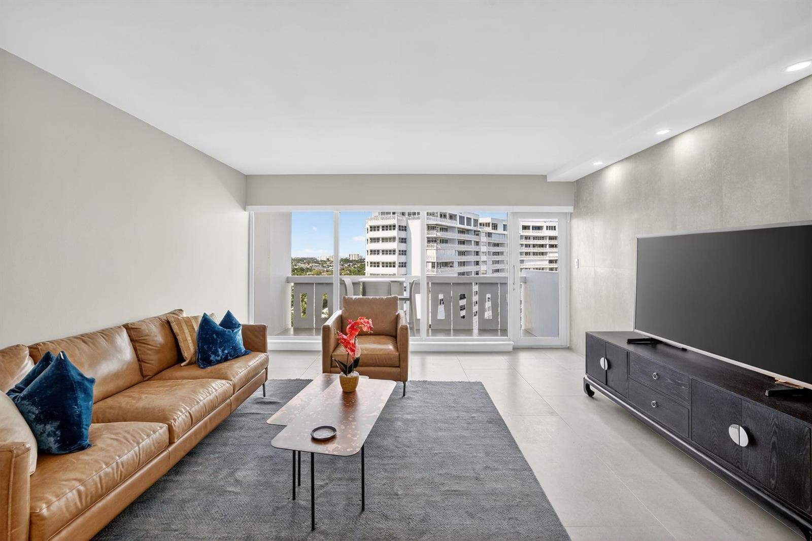 2100 S Ocean Drive 15E photo 13