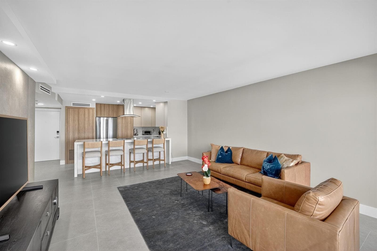 2100 S Ocean Drive 15E photo 17