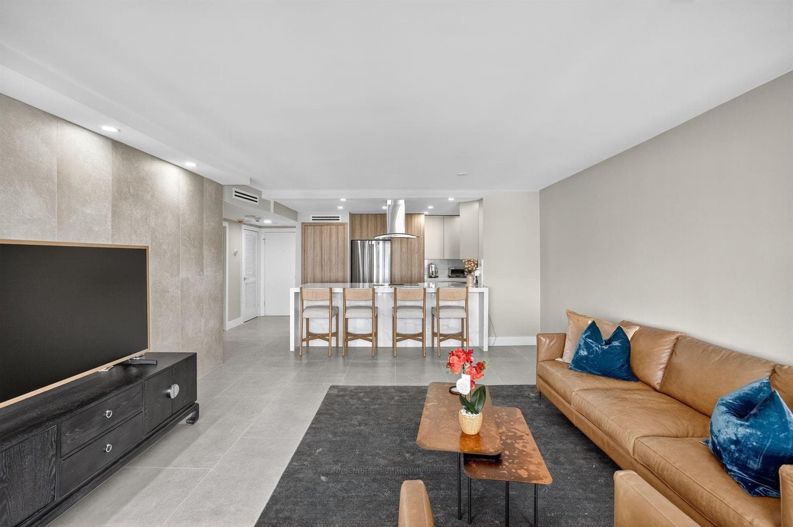 2100 S Ocean Drive 15E photo 16