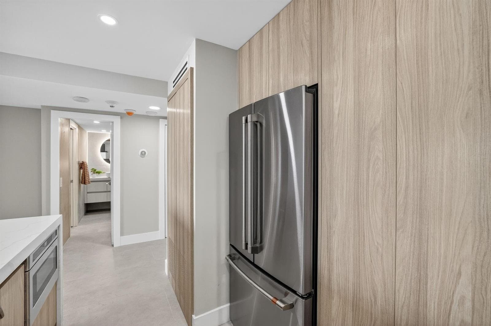2100 S Ocean Drive 15E photo 10