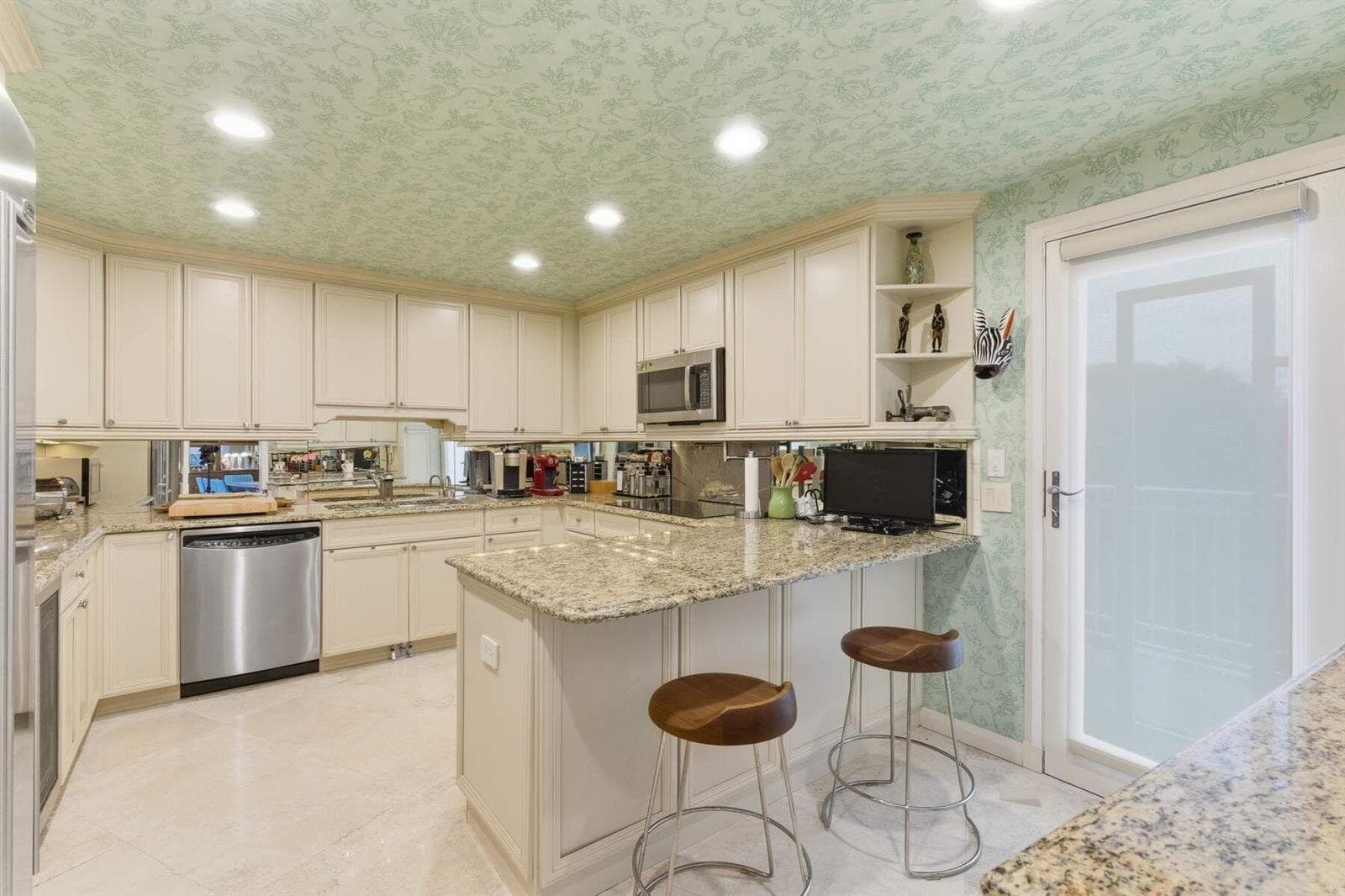 100 Royal Palm Way F4 photo 23
