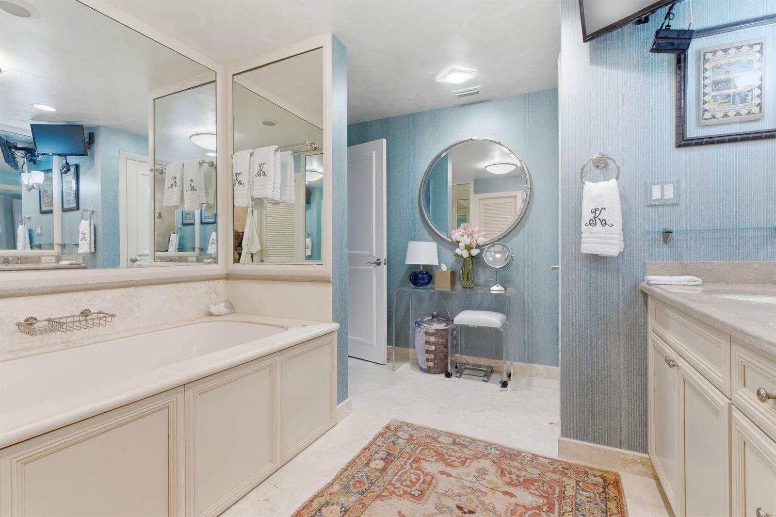 100 Royal Palm Way F4 photo 15