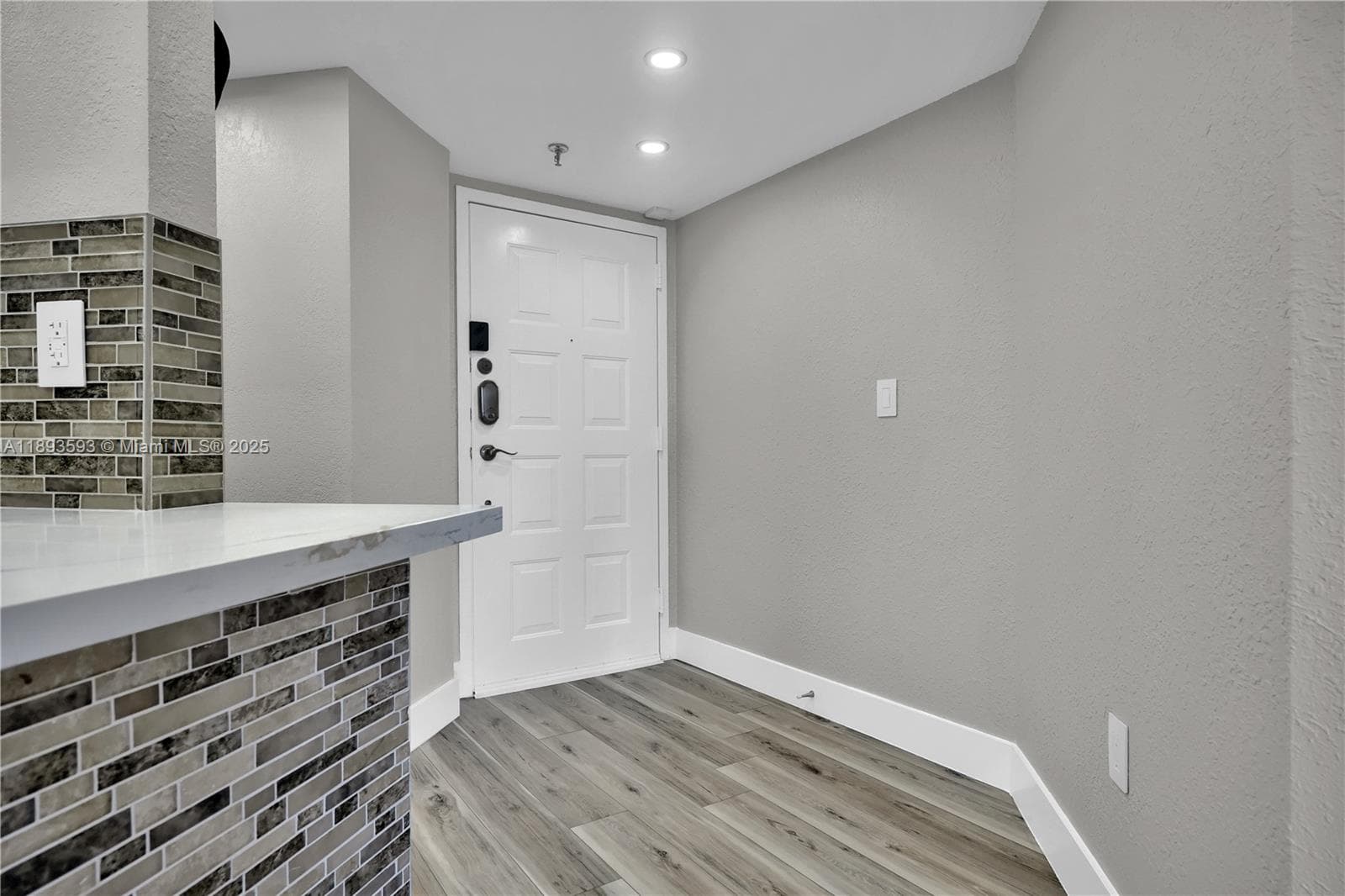 5880 Collins Ave 403 photo 6
