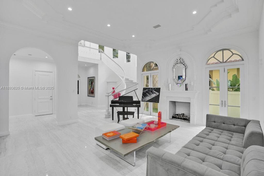 1516 Island Blvd photo 24