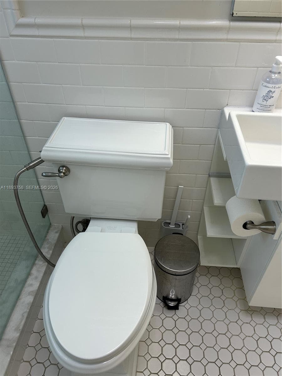 2200 S Ocean Dr N116 photo 22