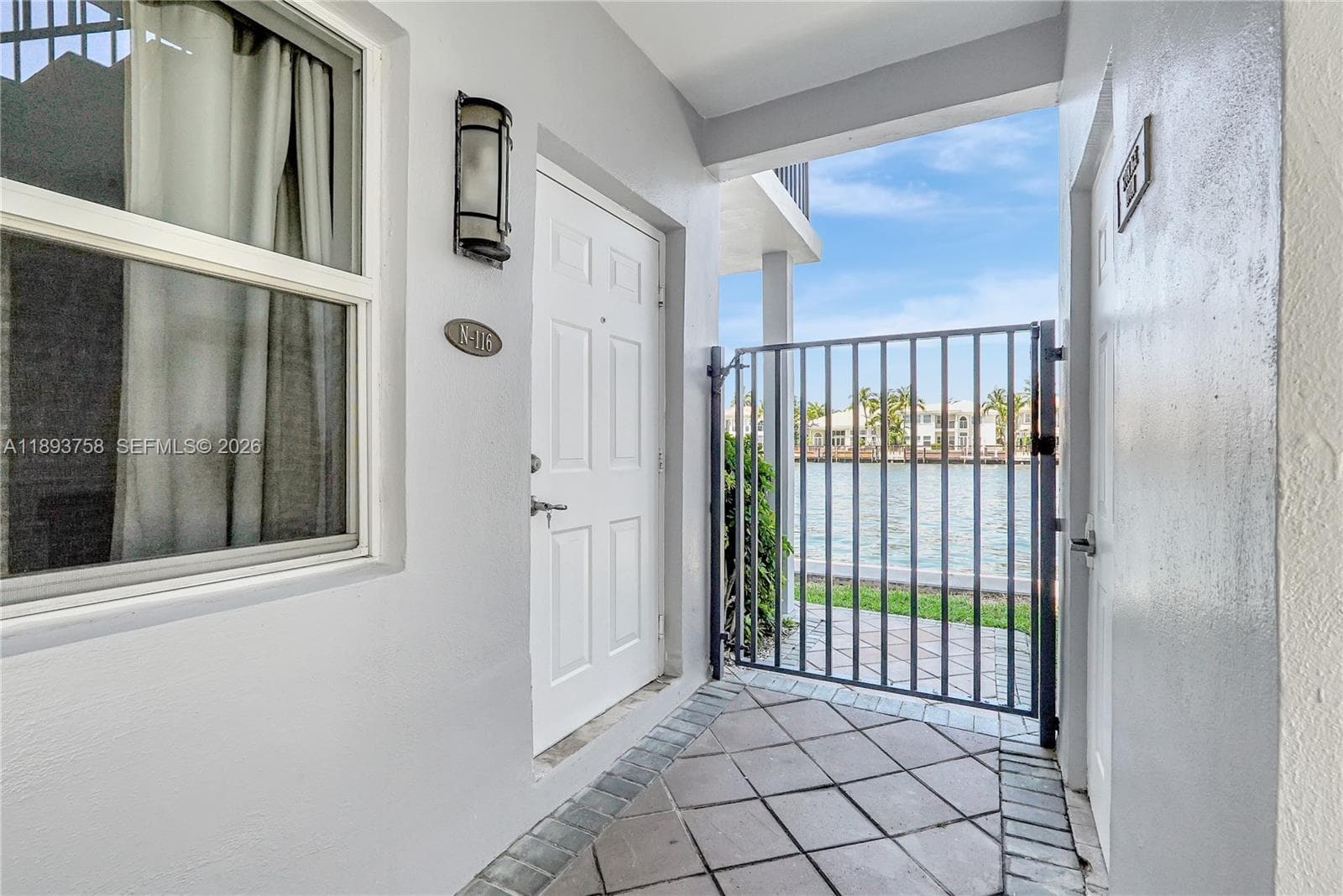 2200 S Ocean Dr N116 photo 3