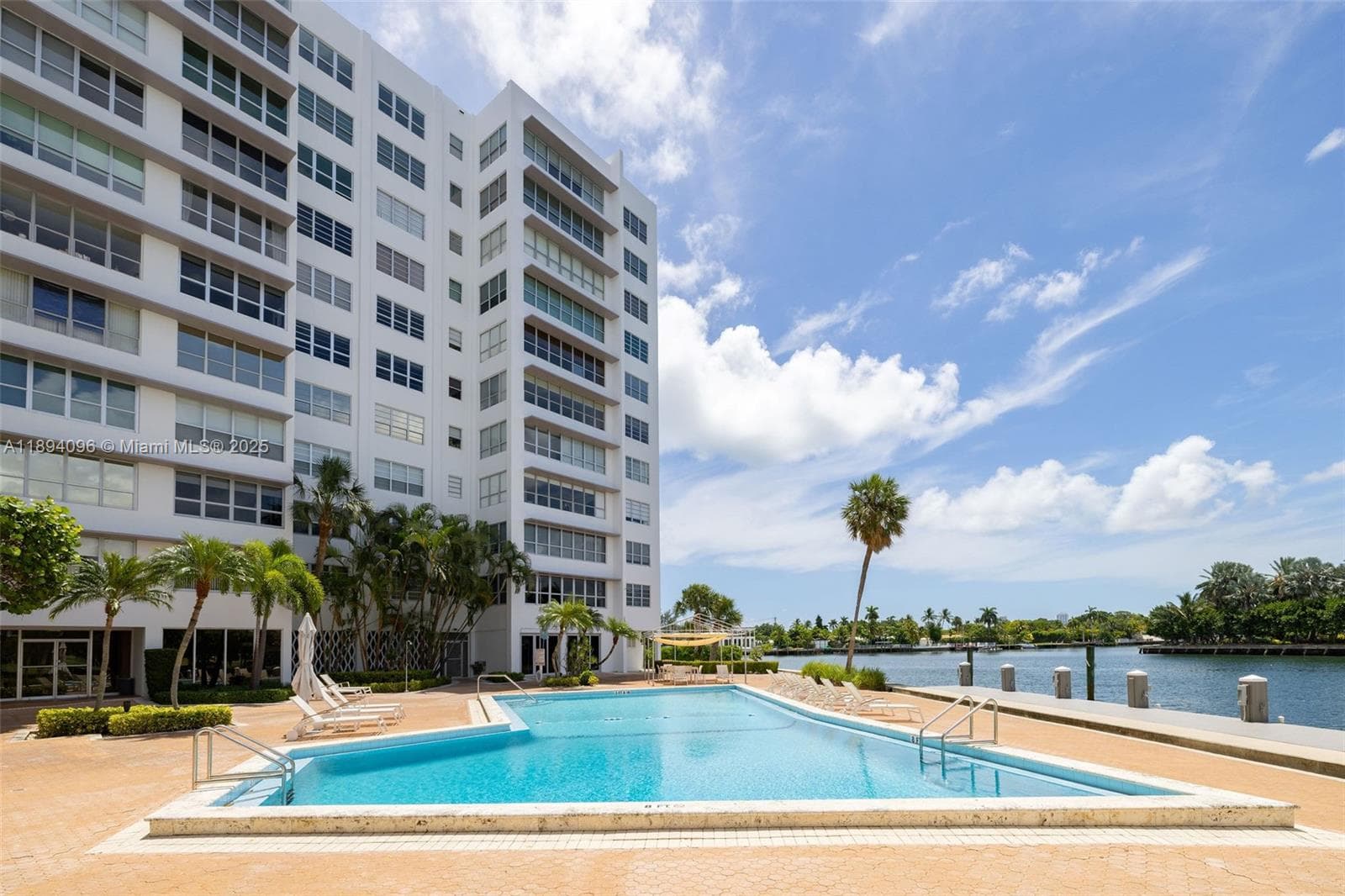 9100 W Bay Harbor Dr 10B photo 24
