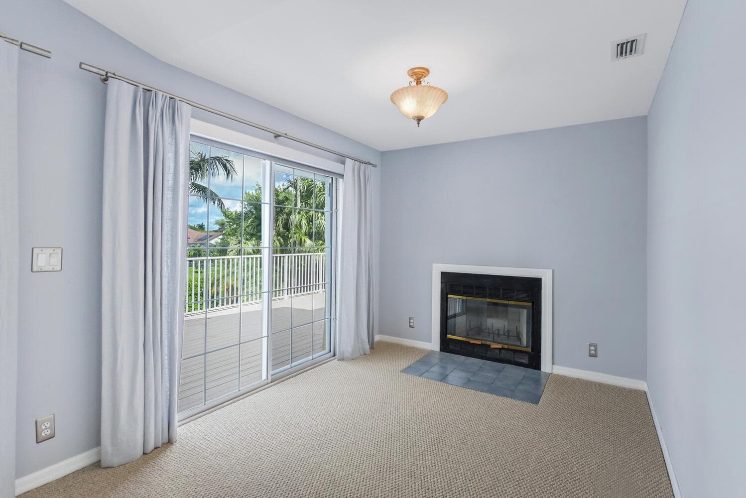 2022 Sunderland Avenue photo 25