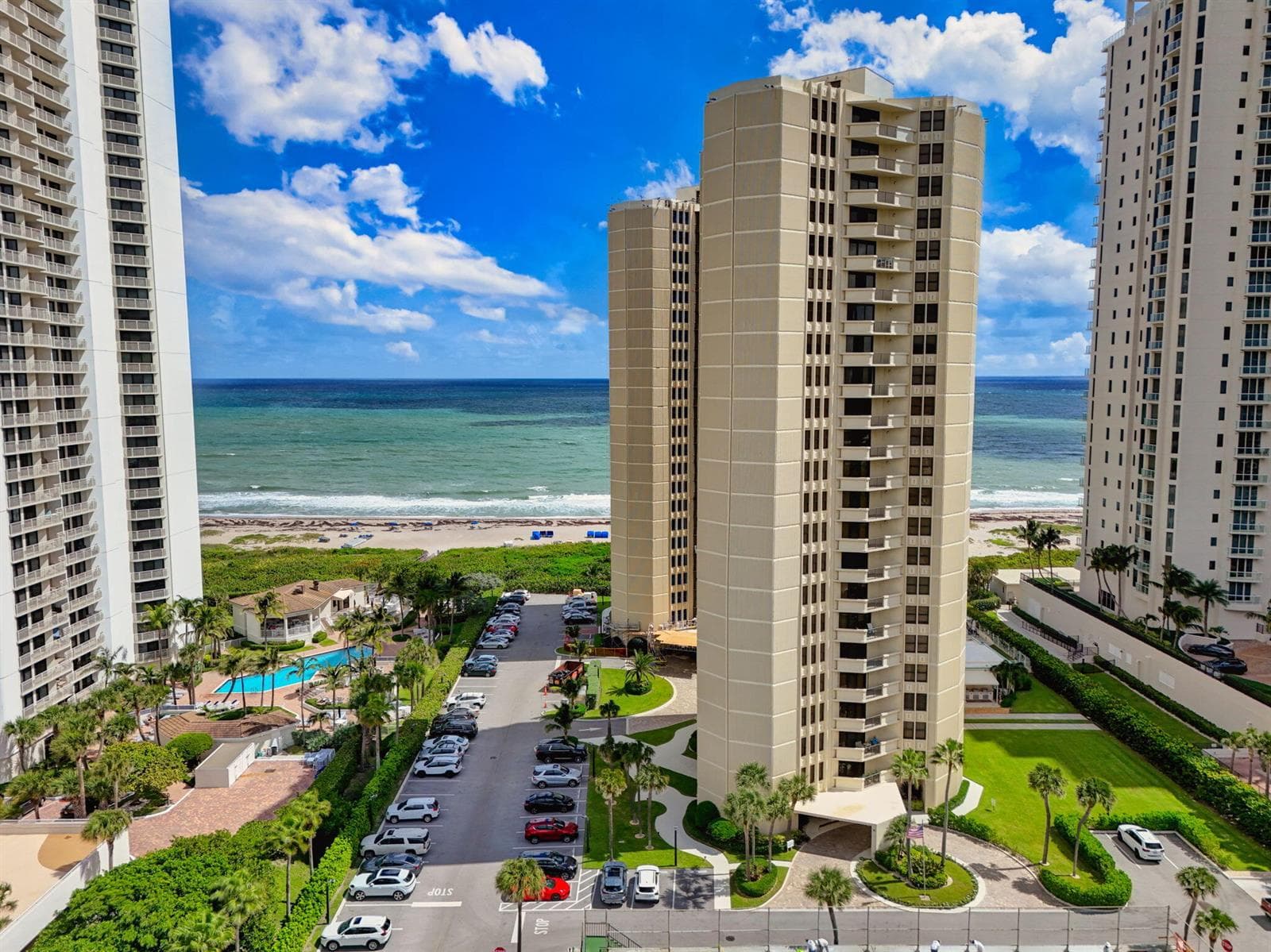 2800 N Ocean Drive B-12a photo 2