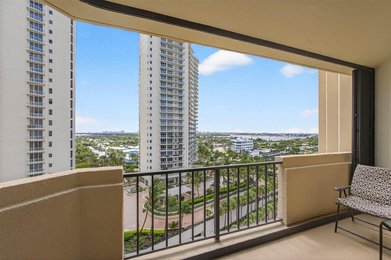 2800 N Ocean Drive B-12a photo 14