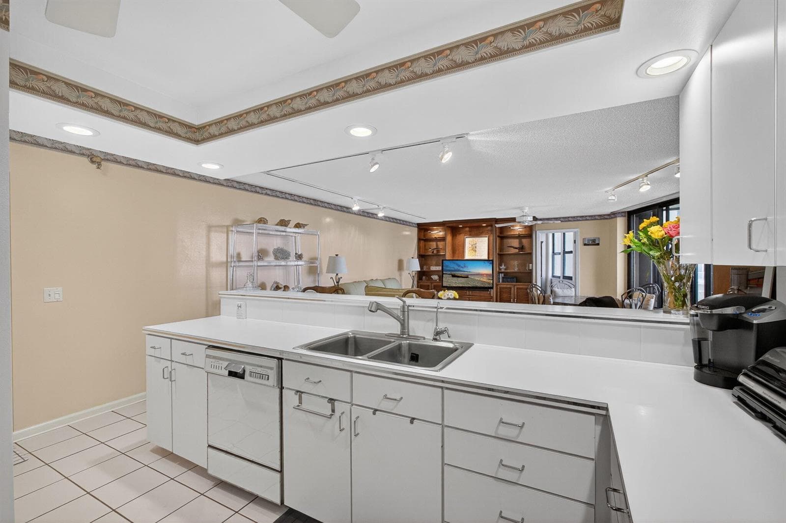 2800 N Ocean Drive B-12a photo 8