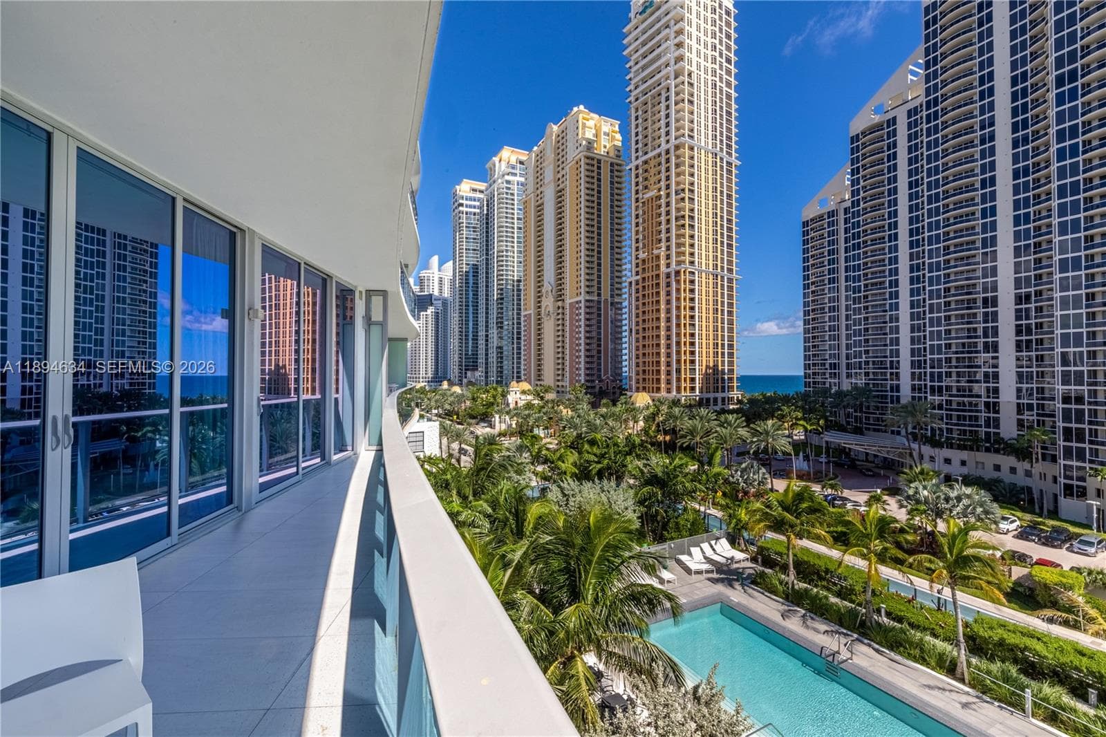 17550 Collins Ave 703 photo 11