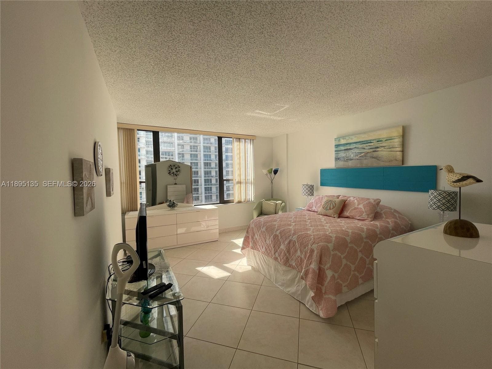 3505 S Ocean Dr 917 photo 6
