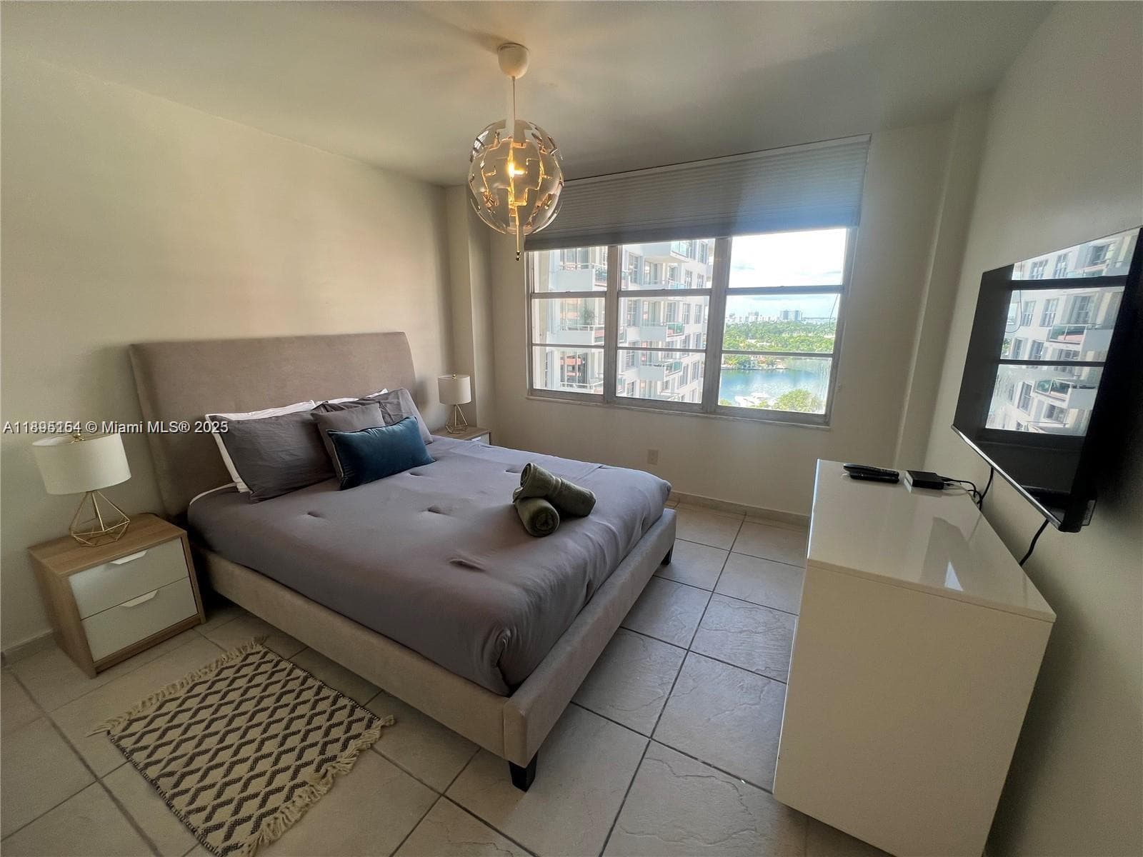 5161 Collins Ave 1211 photo 13