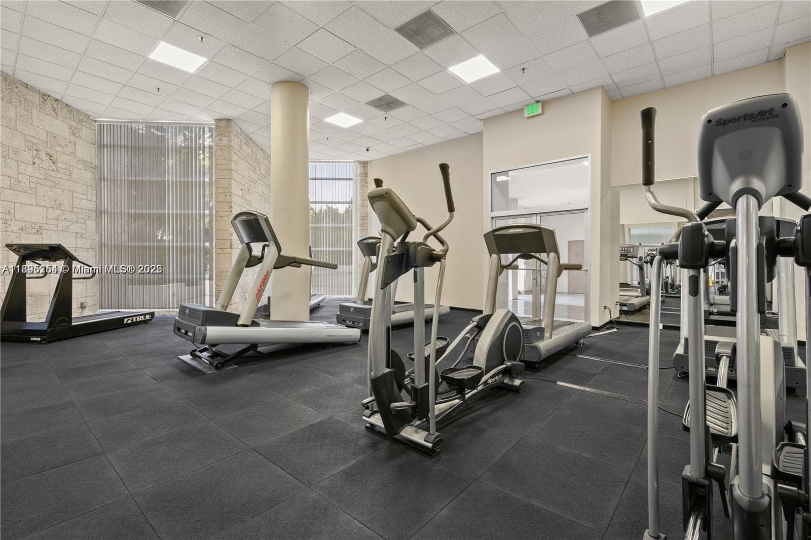 5161 Collins Ave 1211 photo 19