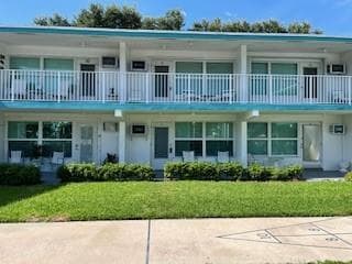 1201 N Riverside Drive 12b photo 3