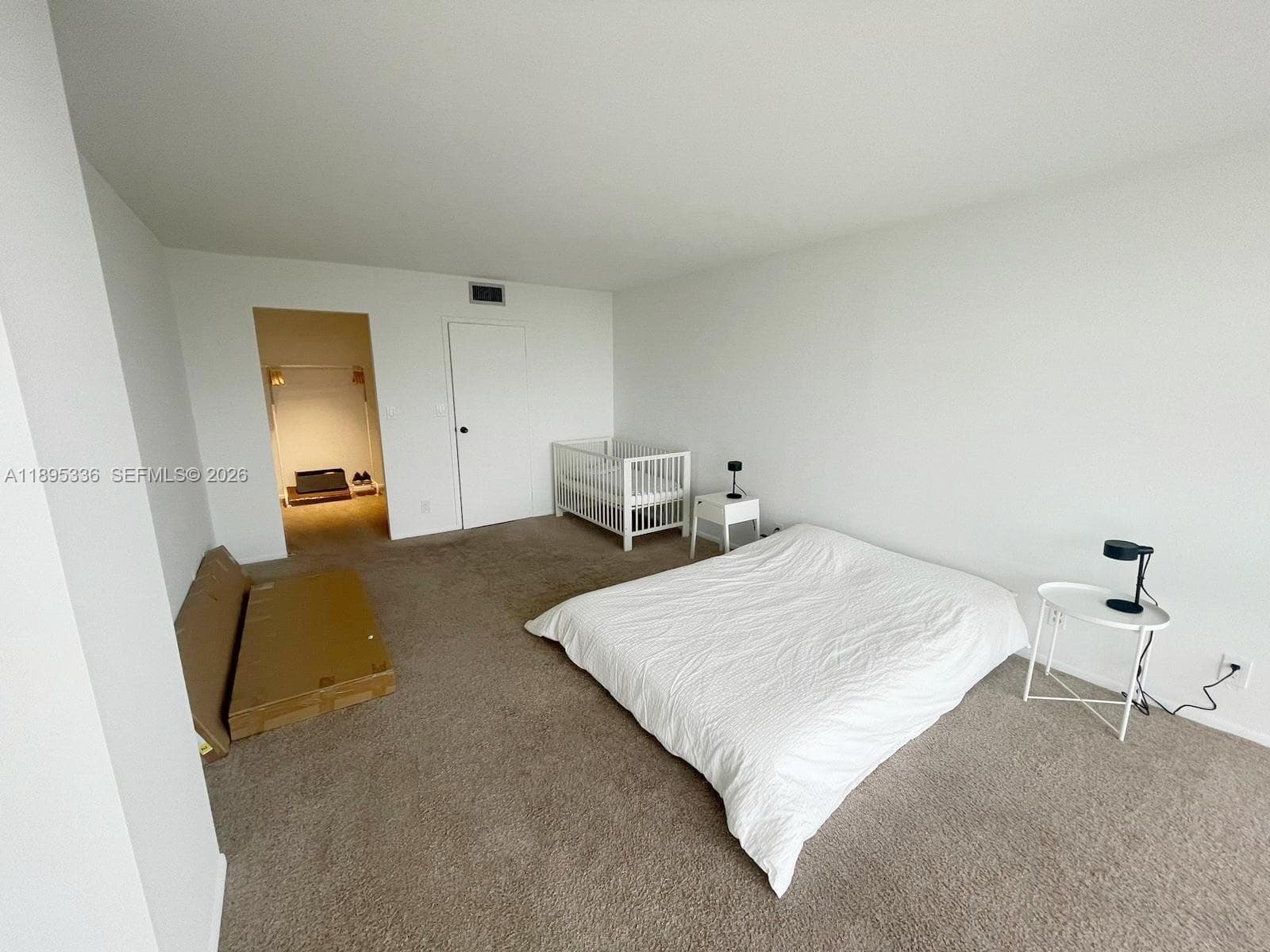 800 Parkview Dr 605 photo 8