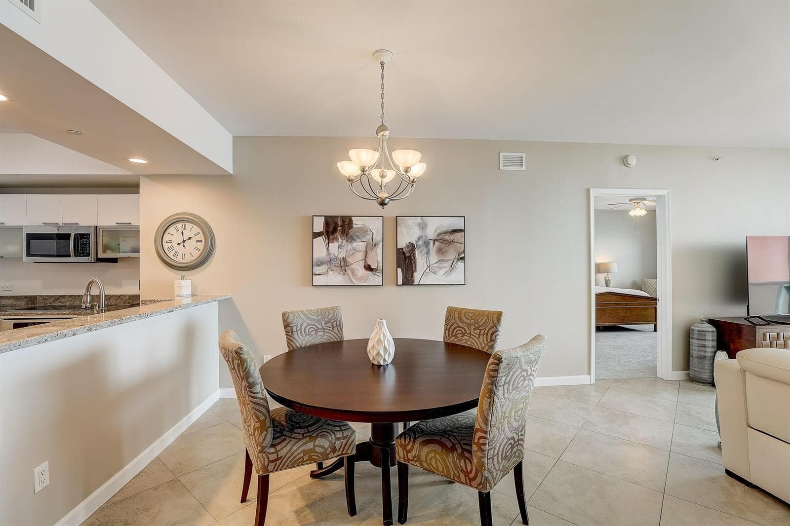 2650 Lake Shore Drive 804 photo 9