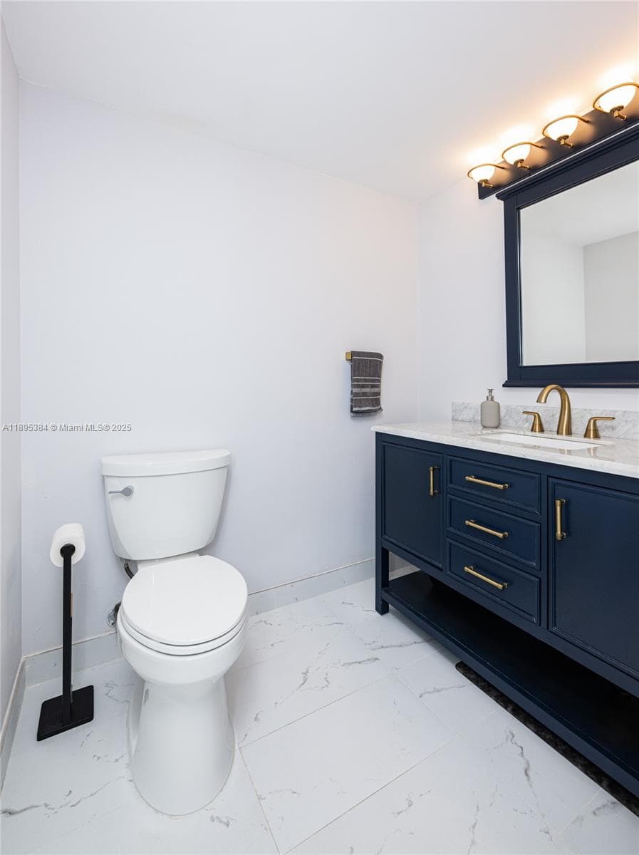 600 Three Islands Blvd 214 photo 14