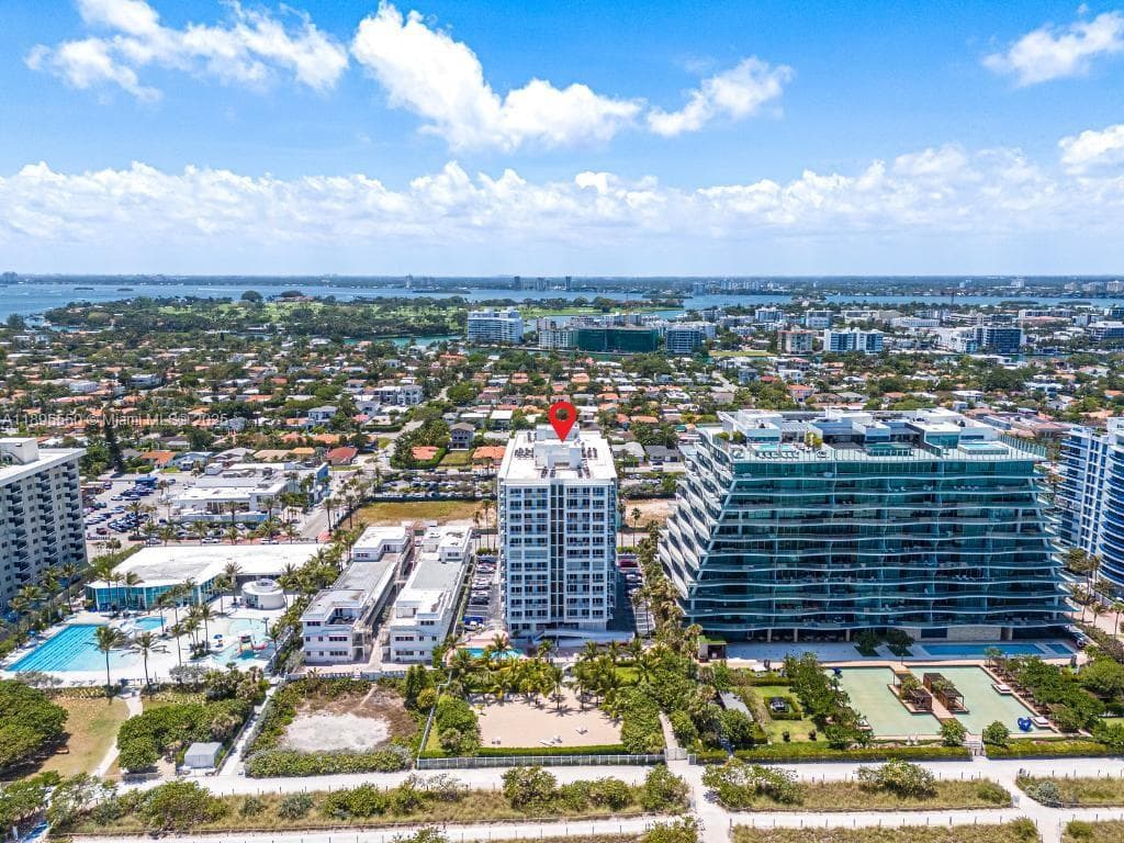 9341 Collins Ave 504 photo 23