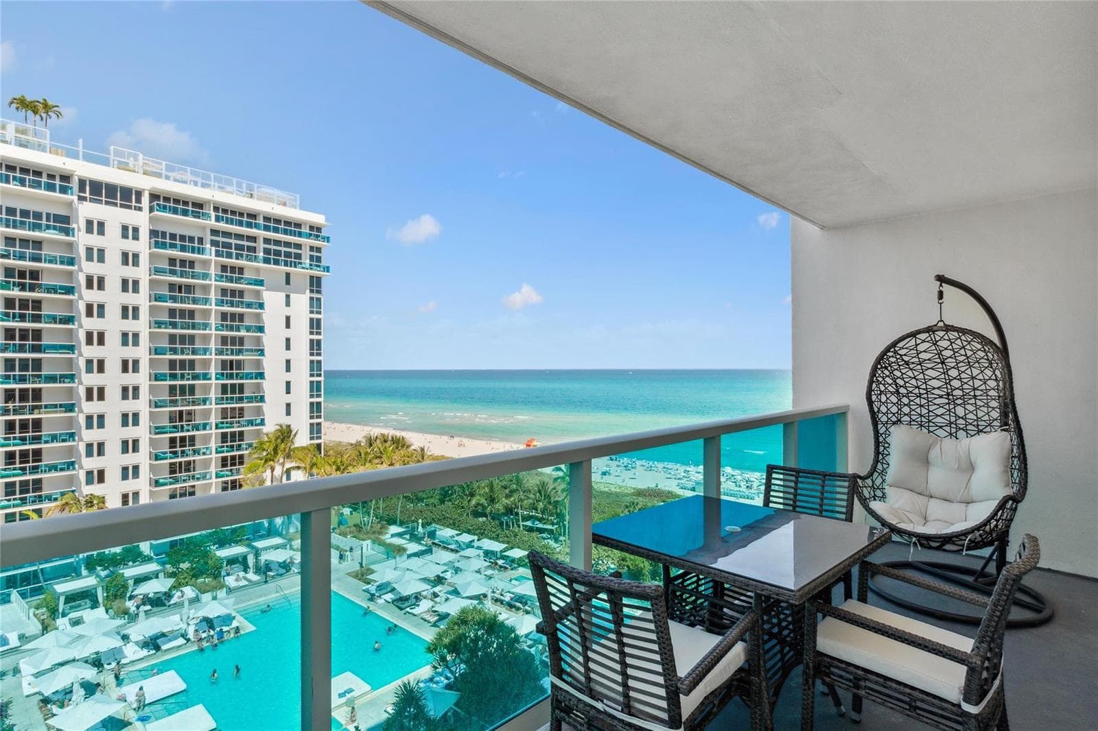 2301 Collins Avenue 1015 photo 6