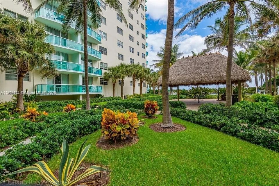 3901 S Ocean Dr 2H photo 24