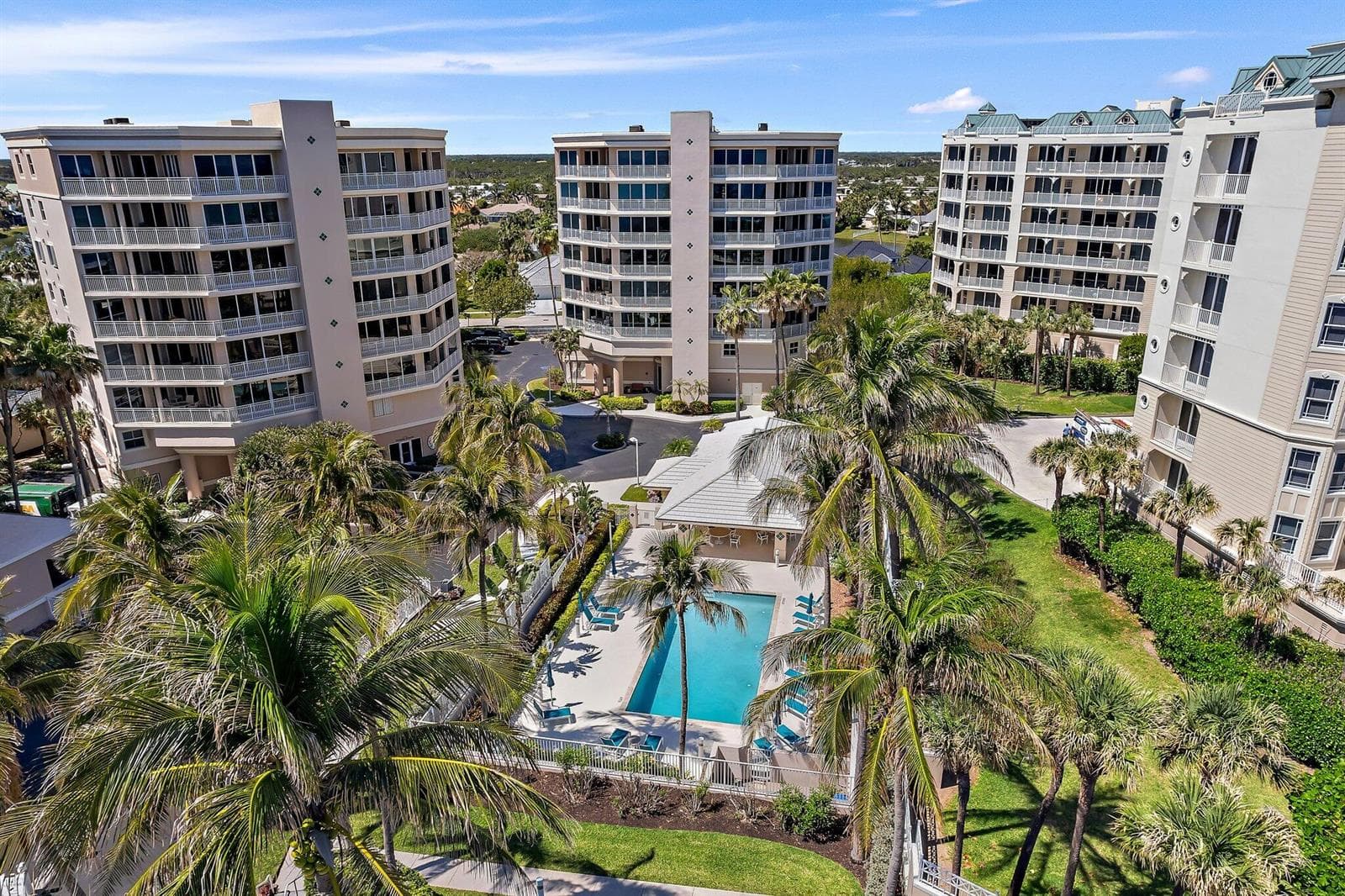 1660 S Highway A1a 122 photo 3