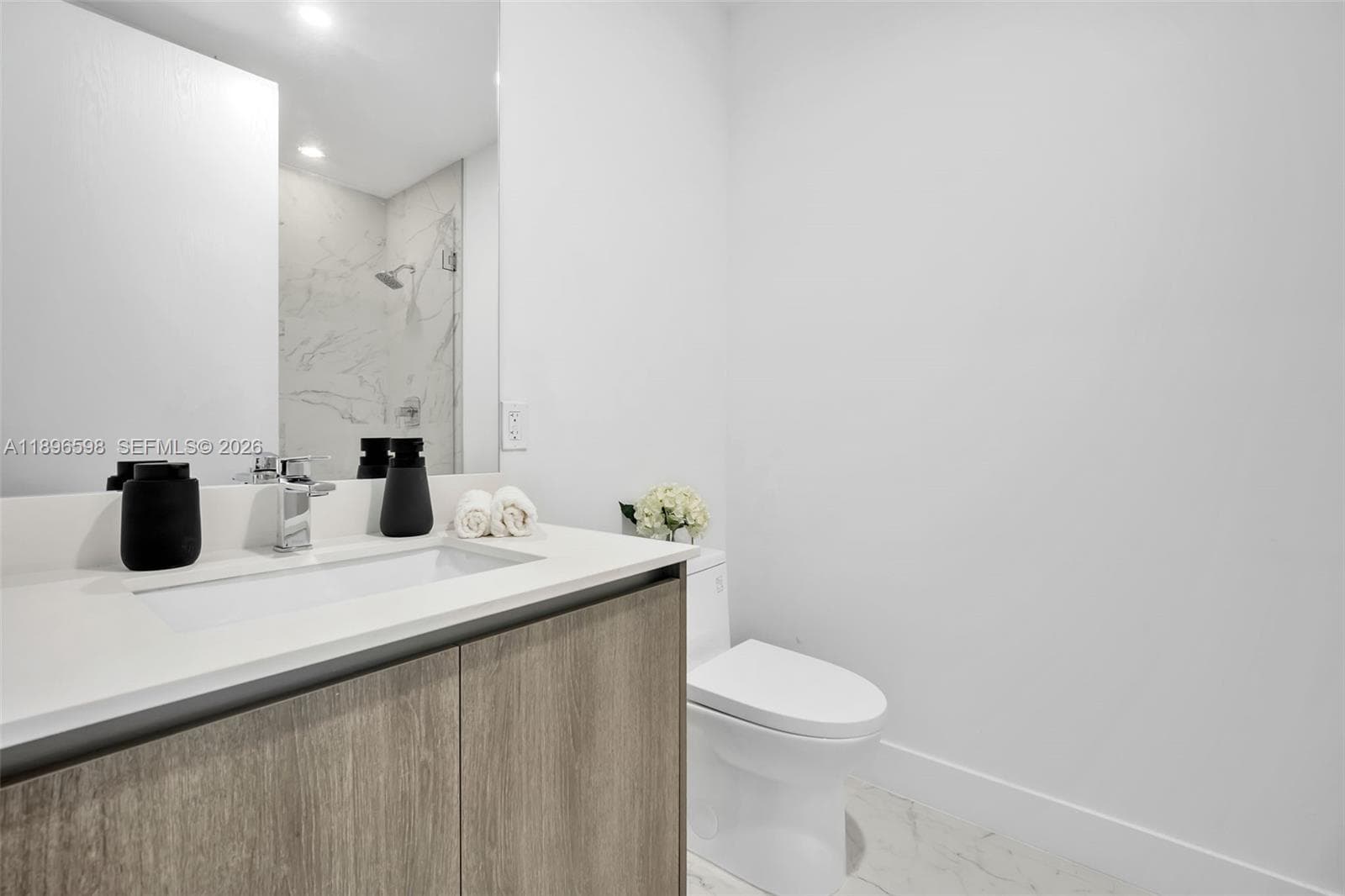 17550 Collins Ave 1003 photo 20