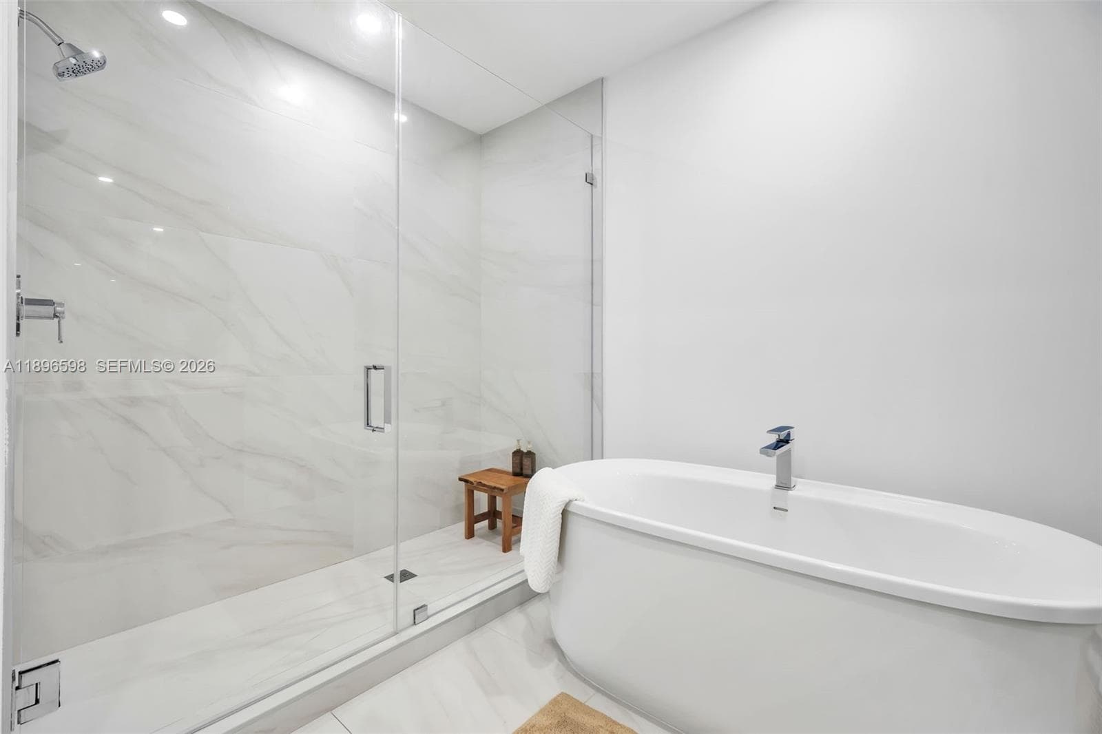 17550 Collins Ave 1003 photo 14